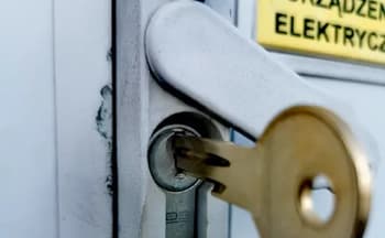 Klucze do skrzynek energetycznych – precyzyjne wykonanie i szybka realizacja Dorabianie kluczy do skrzynek energetycznych – szybka i precyzyjna obsługa